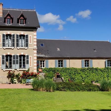 Chateau De Saint Etienne Экстерьер фото